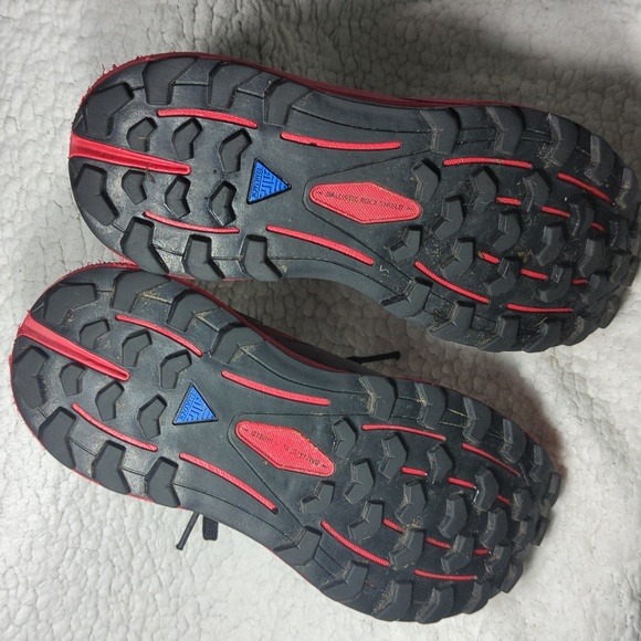 Brooks Cascadia 16 SASQUATCH Black Grey Red Trail Mens Runner - Picture 7 of 7